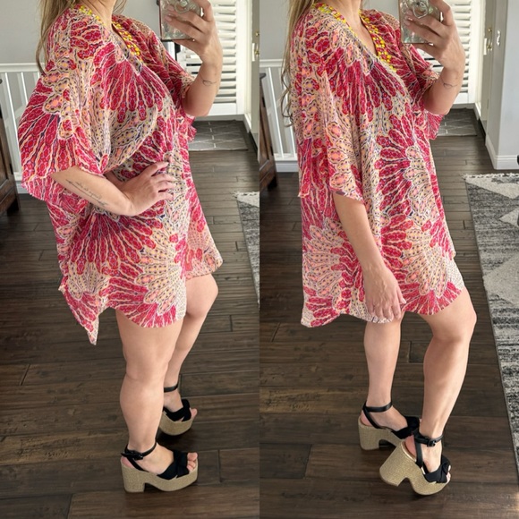 Victoria’s Secret Beaded Beach Pool Coverup Size Medium - Picture 1 of 9